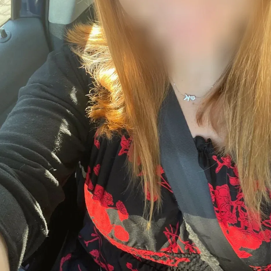 Amina, 31