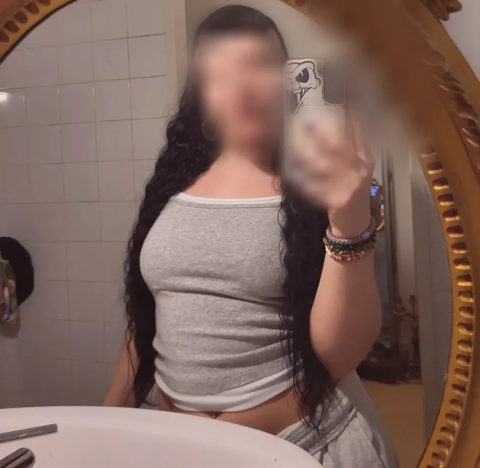 Charlotte, 29