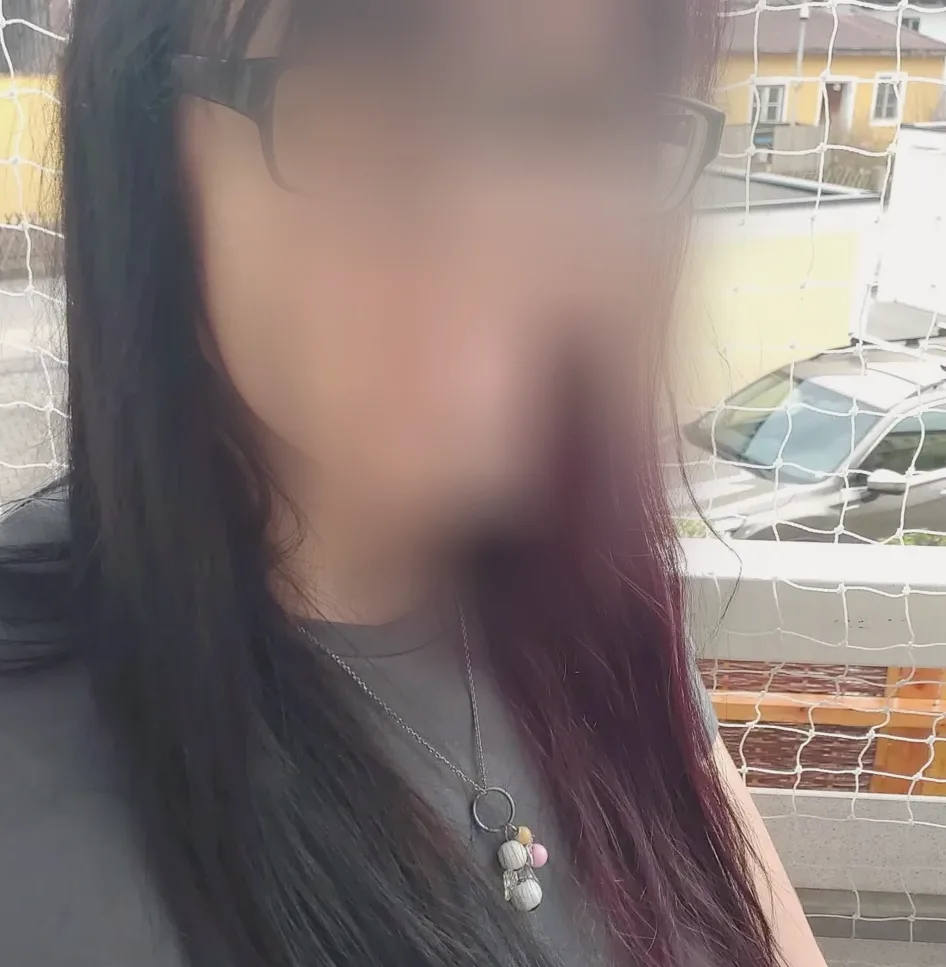 Pia, 37