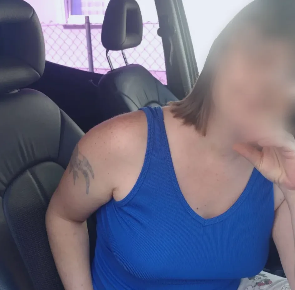 Vera, 39